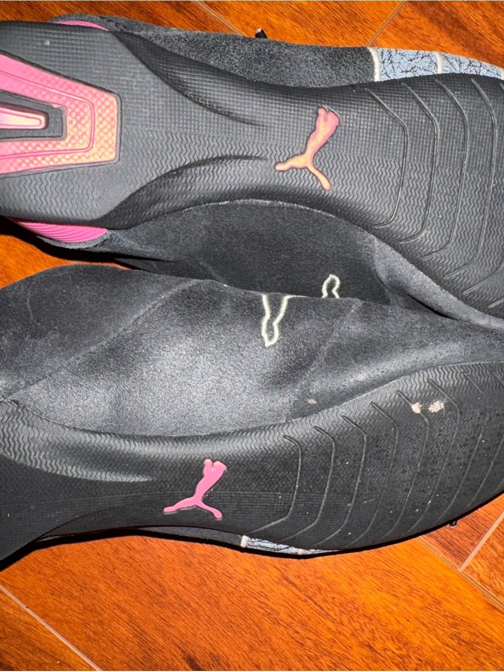 Puma Black Trainers with Pink Accents and Silver Detailing - Picture 7 of 8